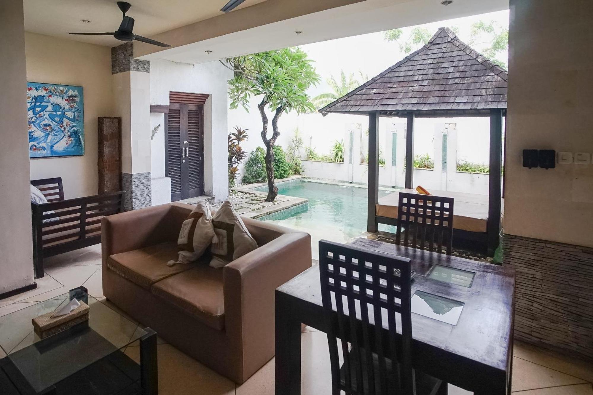 Queen Rose Villa & Spa Jimbaran Εξωτερικό φωτογραφία